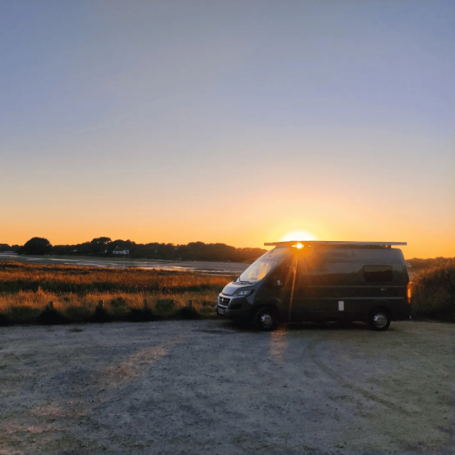 Voyager en van aménagé avec NomadeWay Création