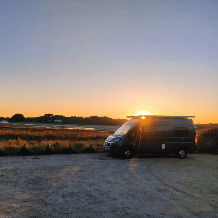 Voyager en van aménagé avec NomadeWay Création